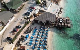 Hotel Esmerald Ksamil